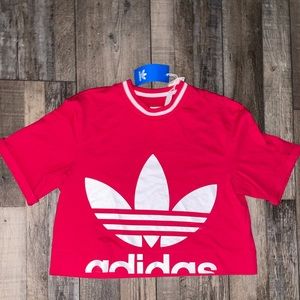 cropped Adidas top